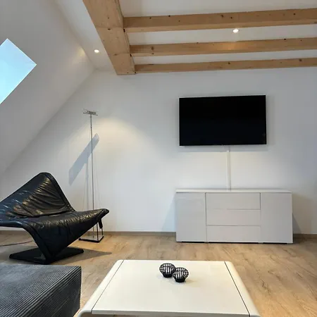 Urban Elegance Maisonette شقة *