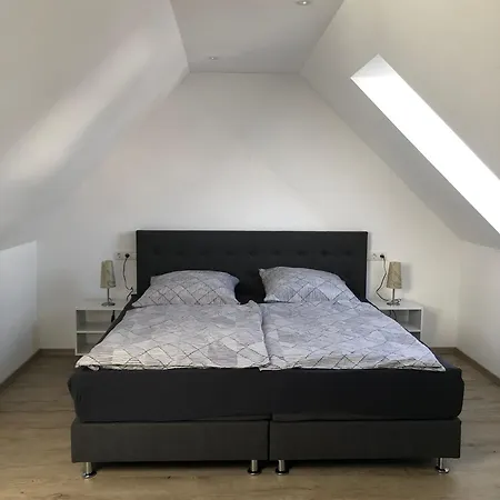 Urban Elegance Maisonette شقة *